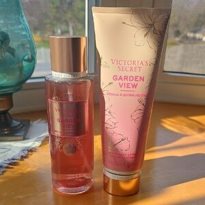 Victoria's Secret Garden View Fragrance Mist and Lotion Set - Pink